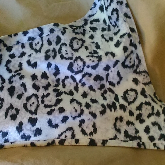 Victoria's Secret leopard sequin bra - Picture 8 of 8